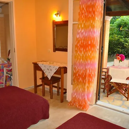 Feriehus House Yannis In Agios Gordios On Corfu