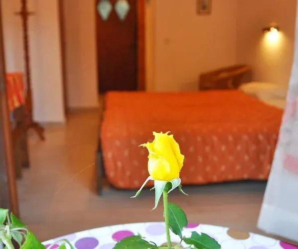House Yannis In Agios Gordios On Corfu * Агиос-Гордиос