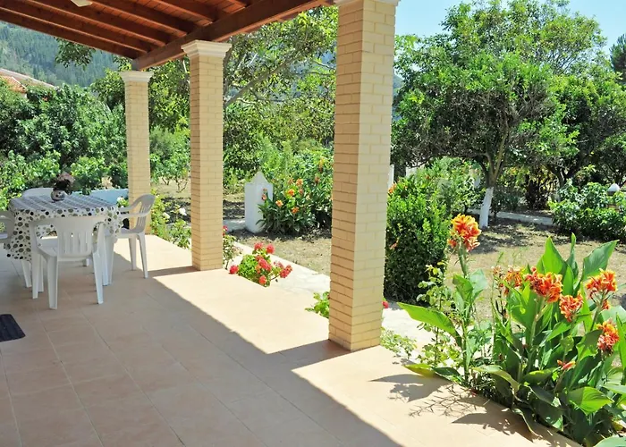 Дом отдыха House Yannis In Agios Gordios On Corfu